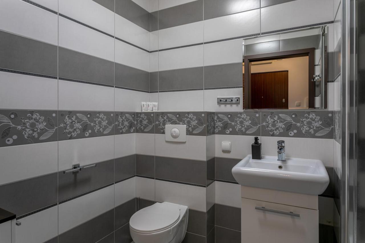 Morza Szum Jantar Triapart Dış mekan fotoğraf
