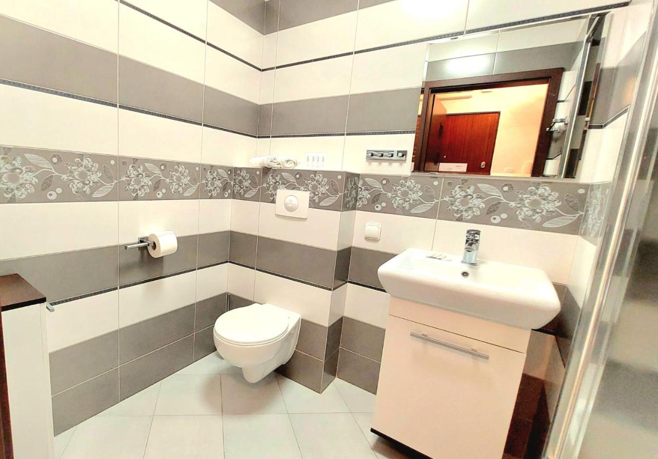 Morza Szum Jantar Triapart Dış mekan fotoğraf