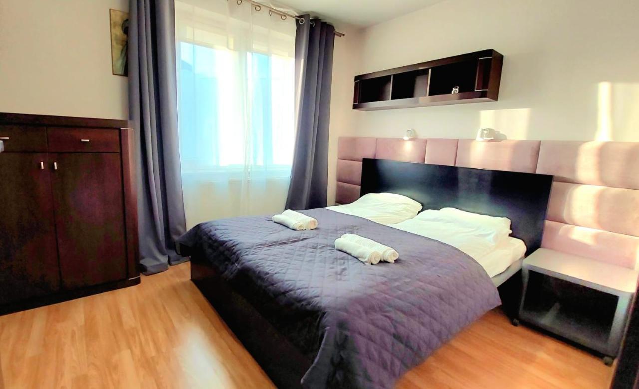 Morza Szum Jantar Triapart Dış mekan fotoğraf
